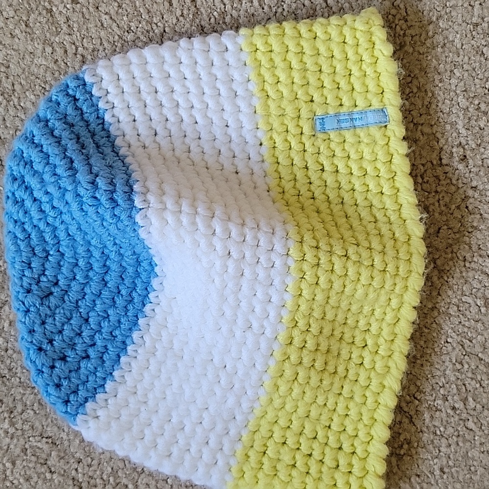 HELLY HANSEN Women's Beanie Acrylic Knit Hat + LOGO Wide Stripe